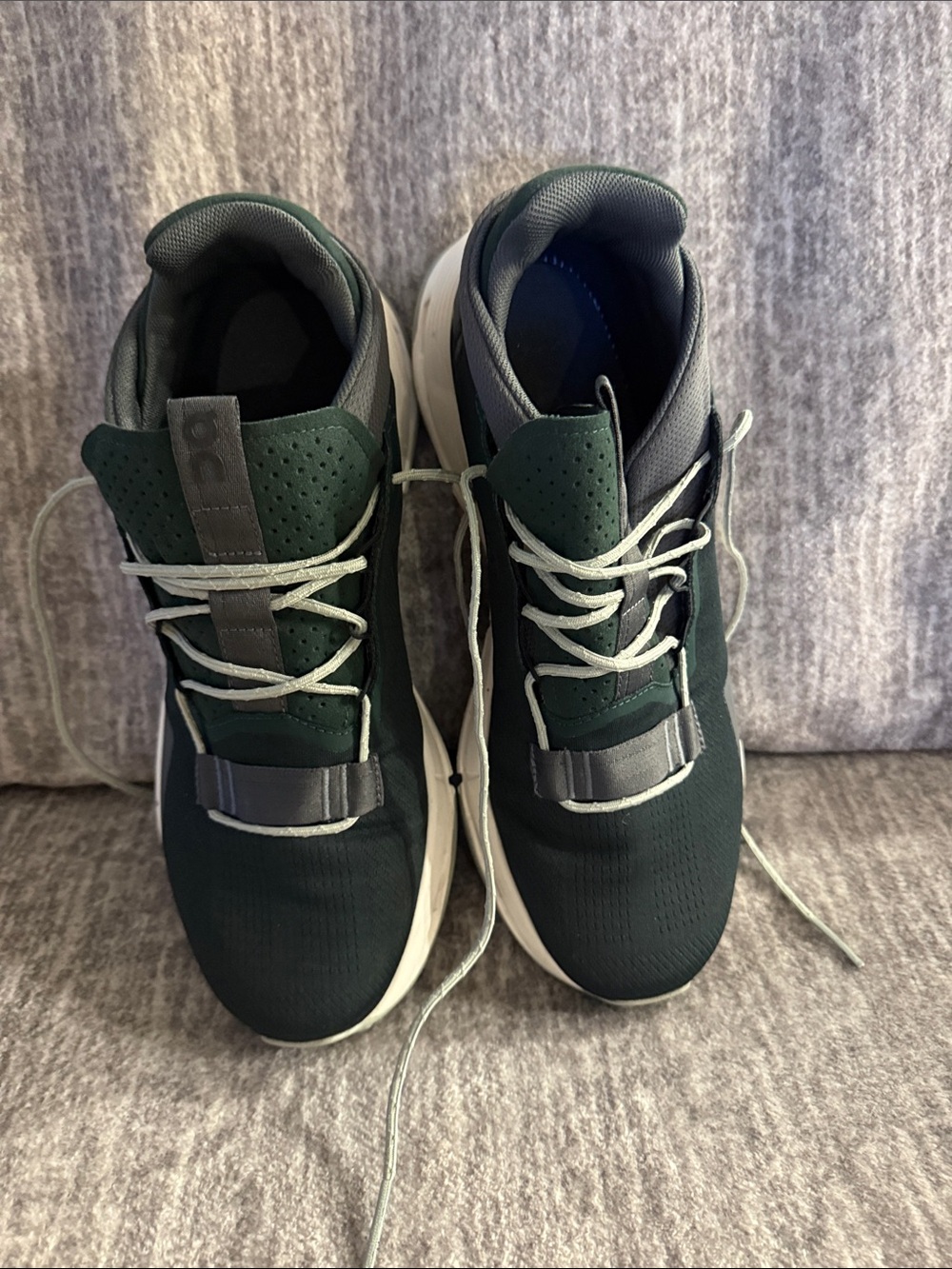 Men's Dark Green and Gray Performance Lace-Up Sneakers